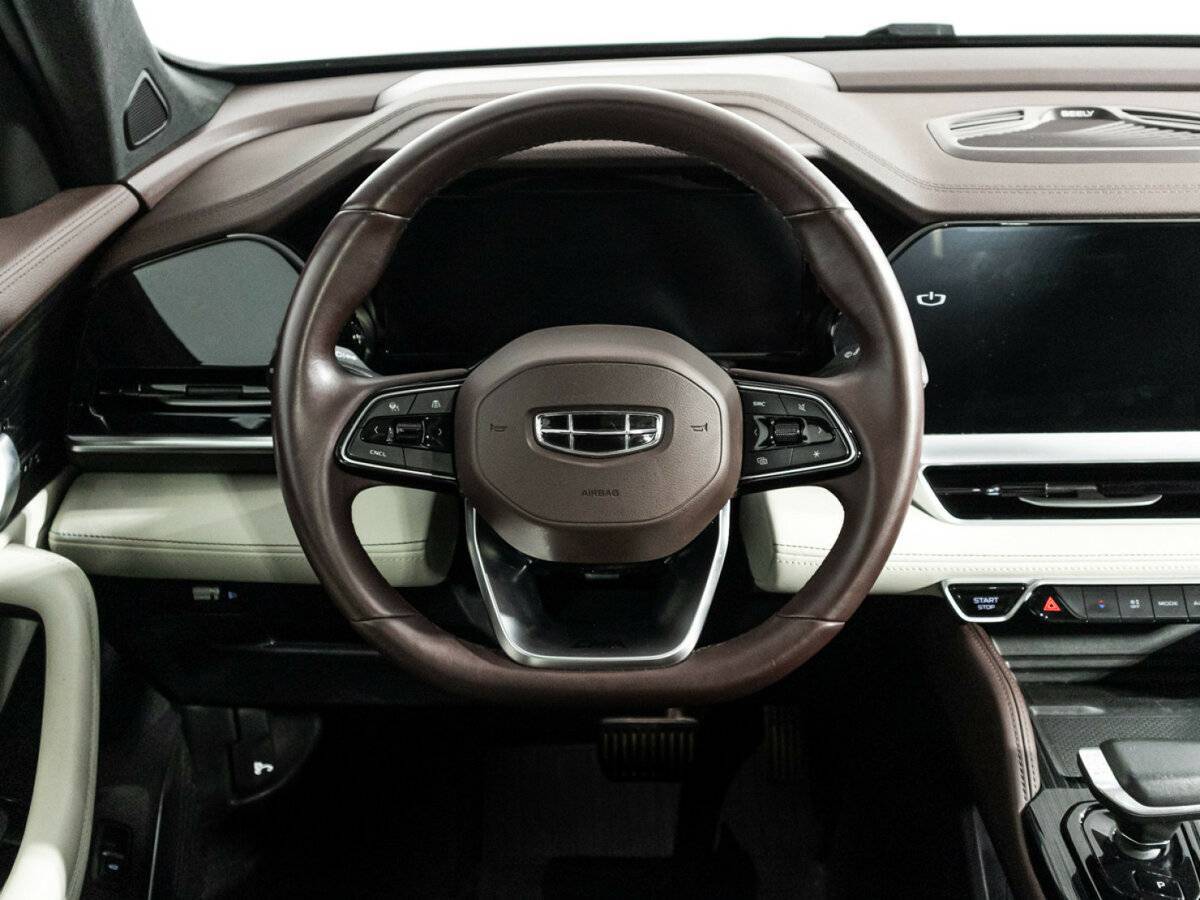 Купить Geely Monjaro с пробегом. Фото: #22