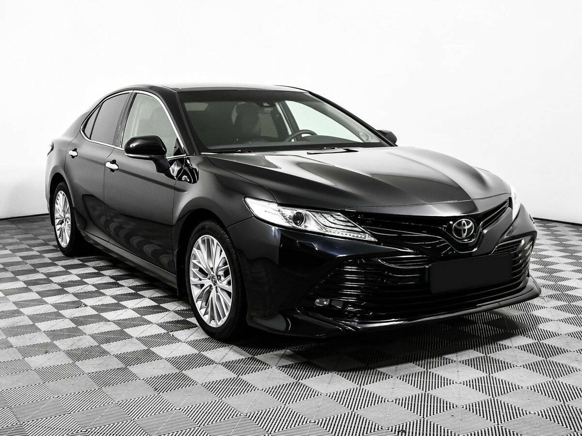Купить Toyota Camry с пробегом. Фото: #2