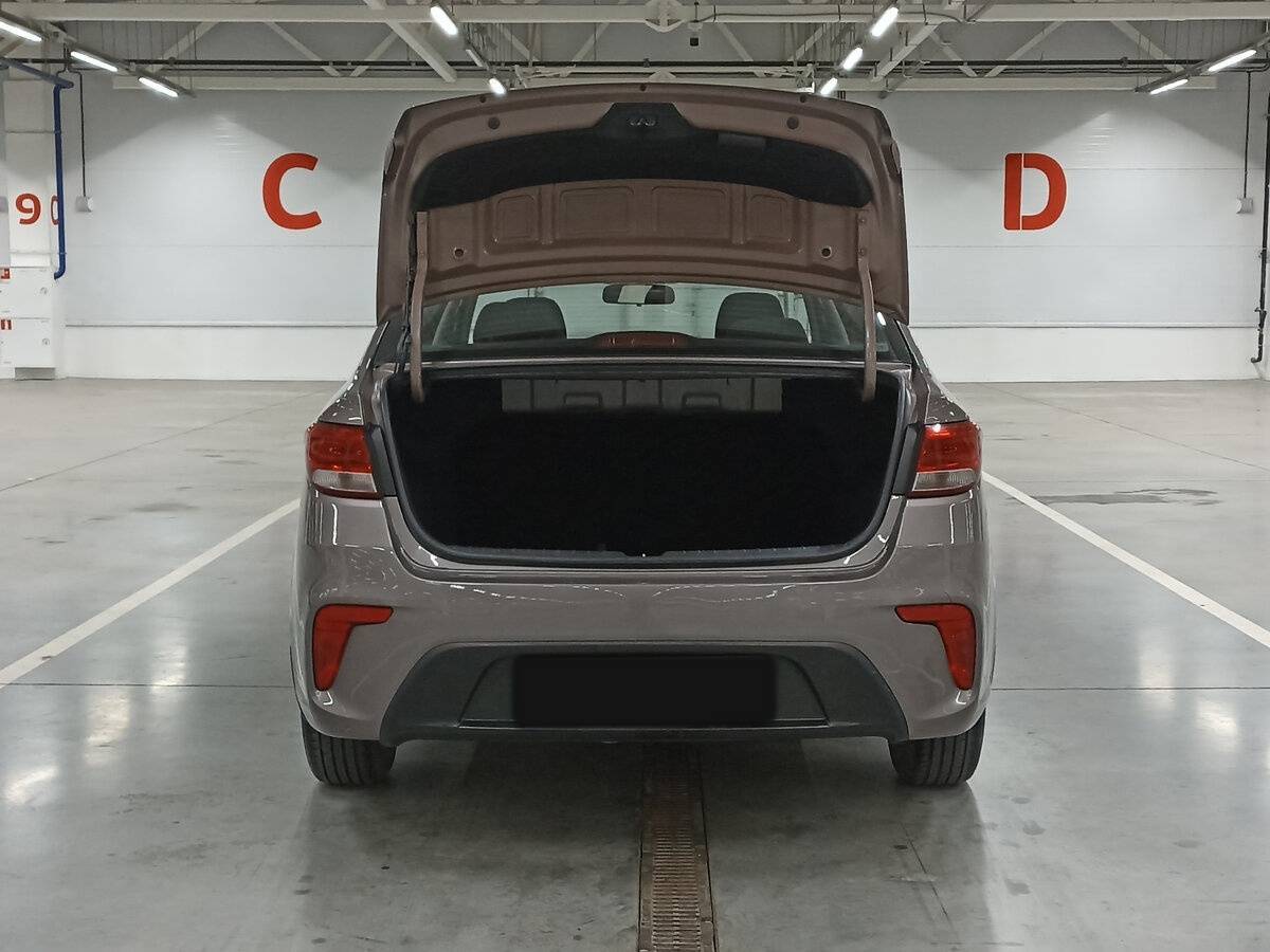 Купить Kia Rio с пробегом. Фото: #9