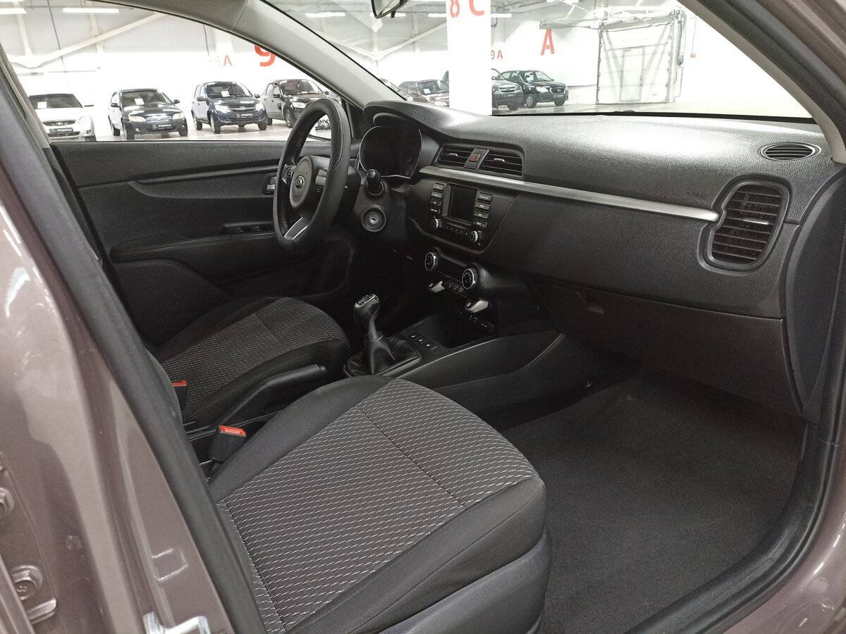 Купить Kia Rio с пробегом. Фото: #10