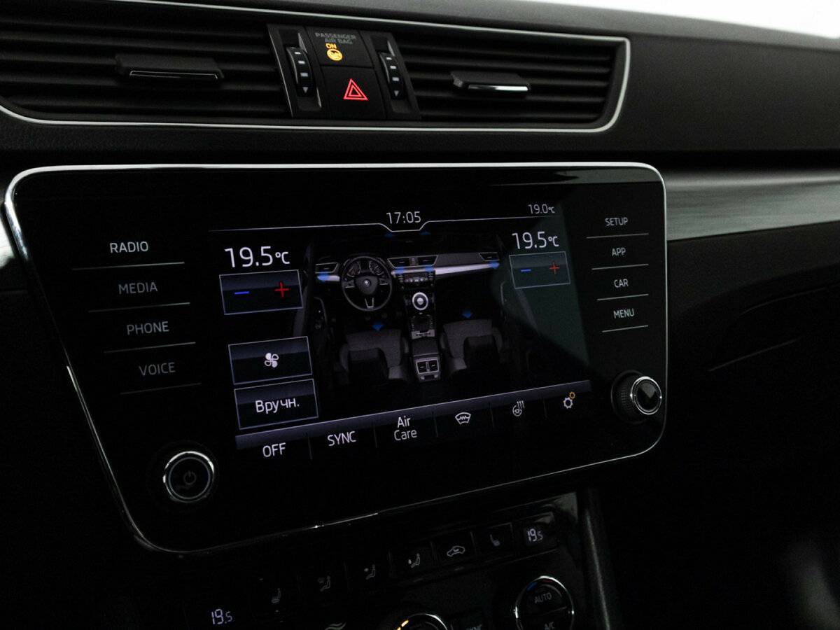 Купить Skoda Superb с пробегом. Фото: #18