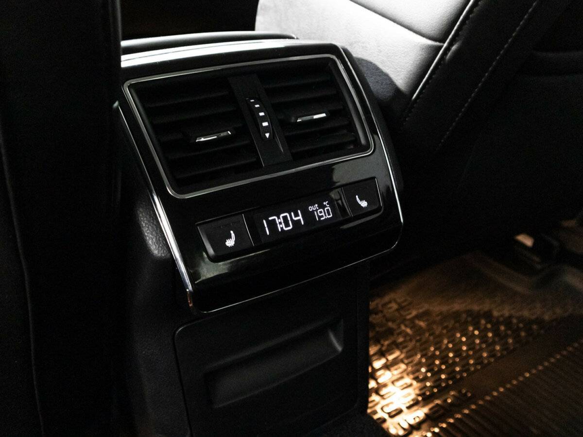 Купить Skoda Superb с пробегом. Фото: #20