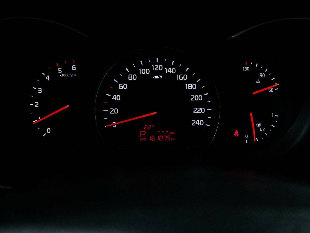 Купить Kia Sorento с пробегом. Фото: #10