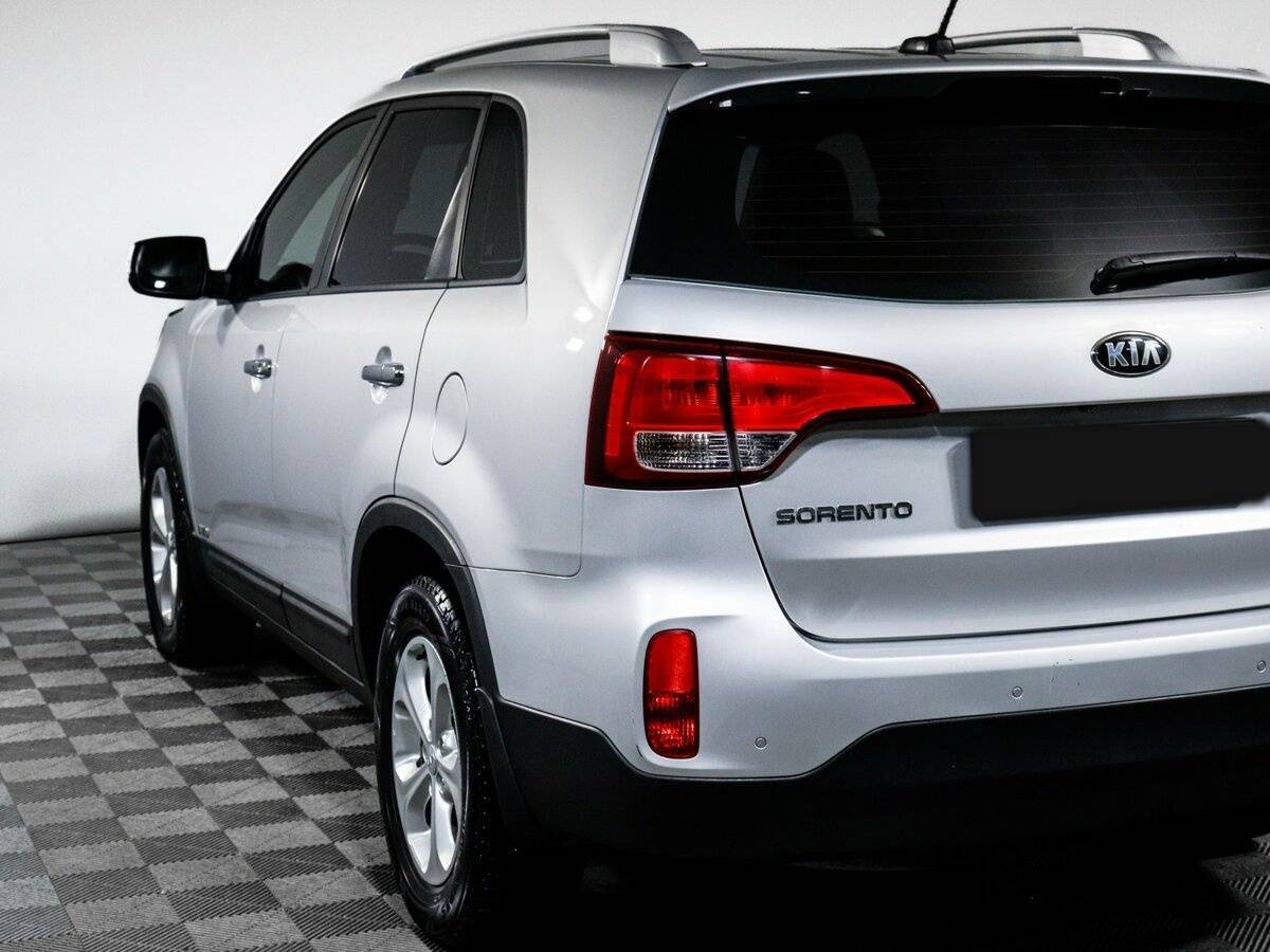 Купить Kia Sorento с пробегом. Фото: #17