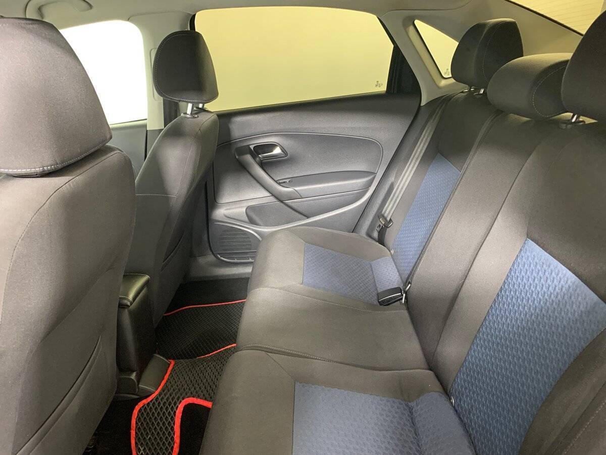 Купить Volkswagen Polo с пробегом. Фото: #14