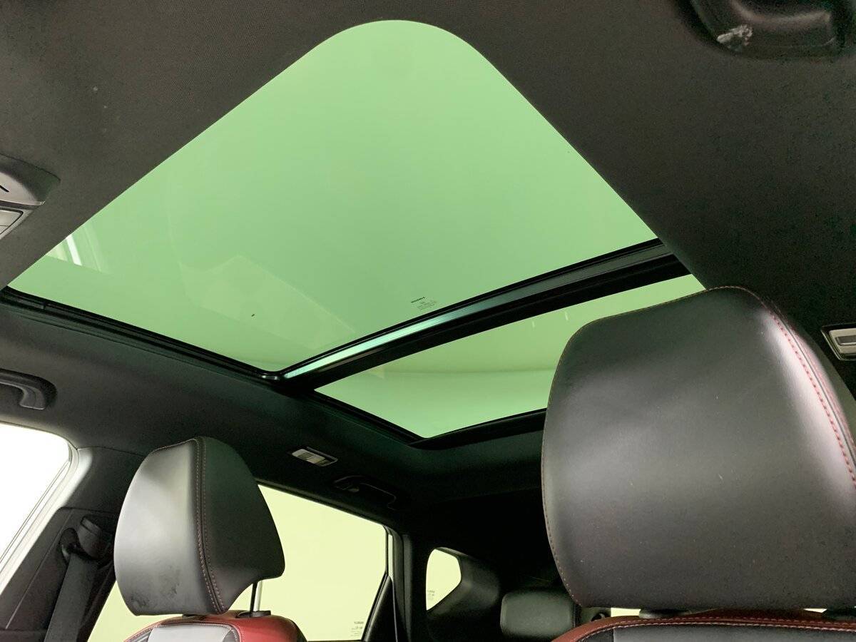 Купить Geely Coolray с пробегом. Фото: #17