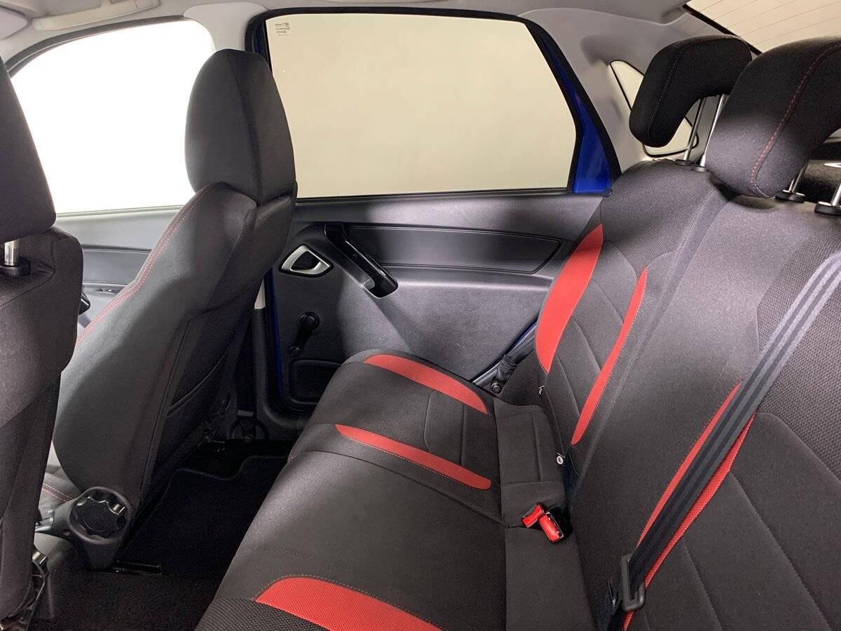 Купить Lada (ВАЗ) Granta с пробегом. Фото: #17