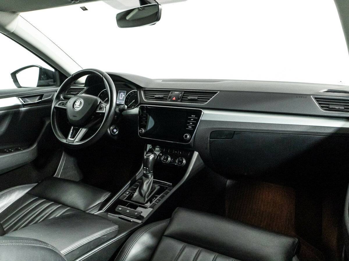 Купить Skoda Superb с пробегом. Фото: #8
