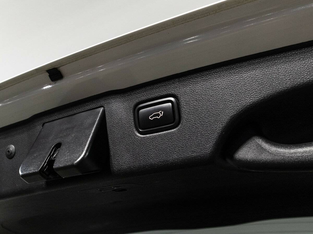 Купить Kia Sorento с пробегом. Фото: #15