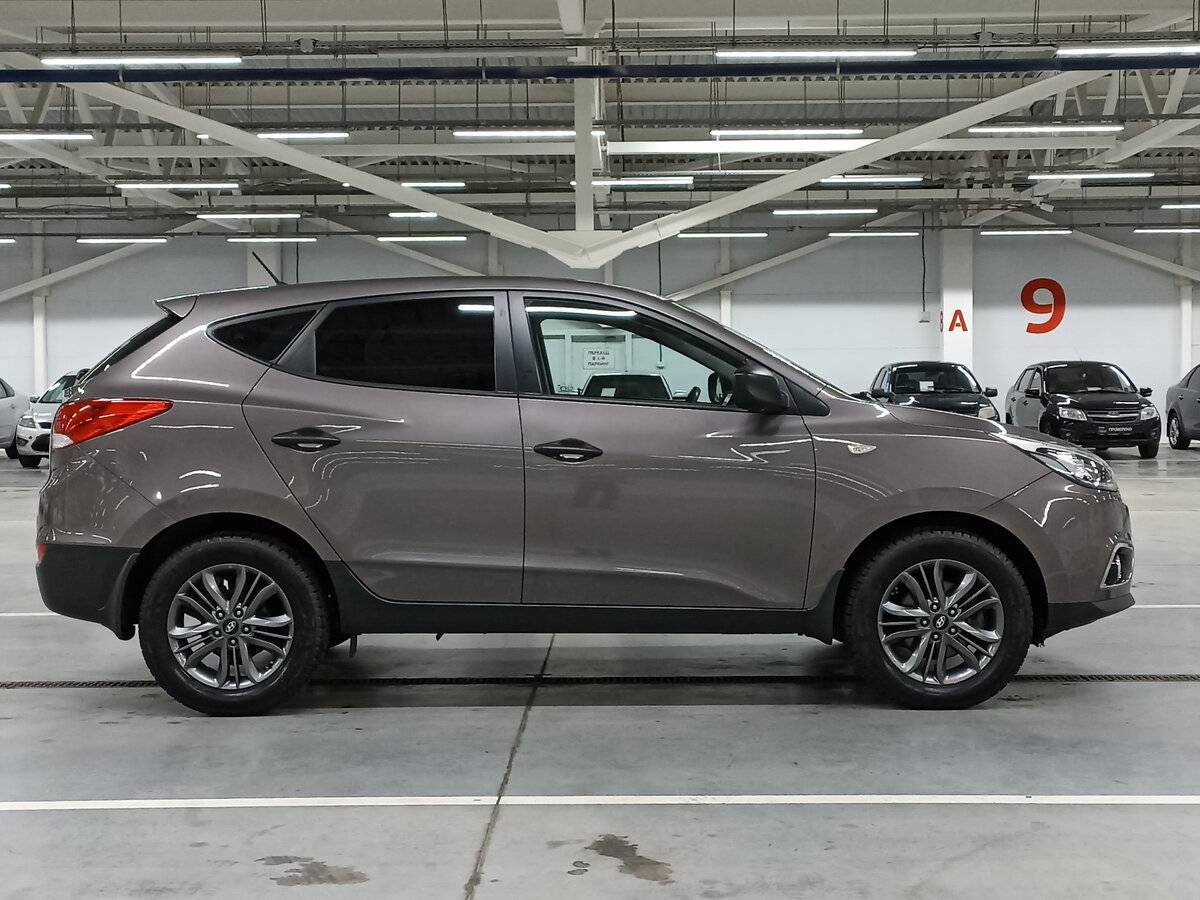Купить Hyundai ix35 с пробегом. Фото: #3