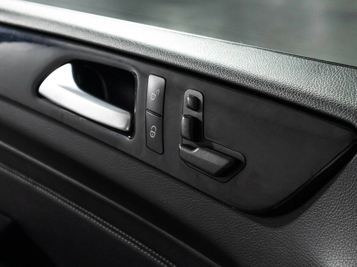 Купить Mercedes-Benz M-Класс с пробегом. Фото: #16