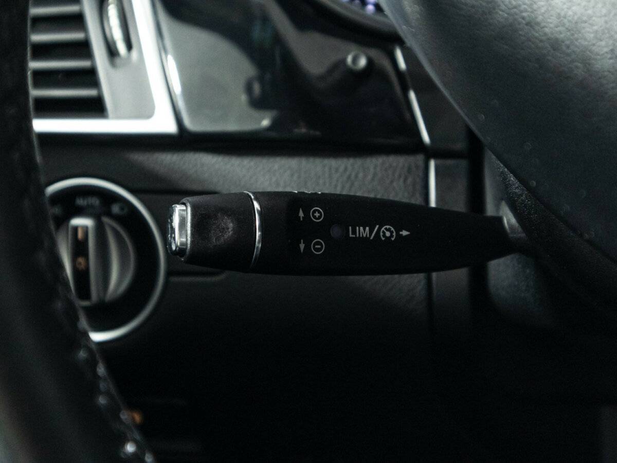 Купить Mercedes-Benz M-Класс с пробегом. Фото: #22