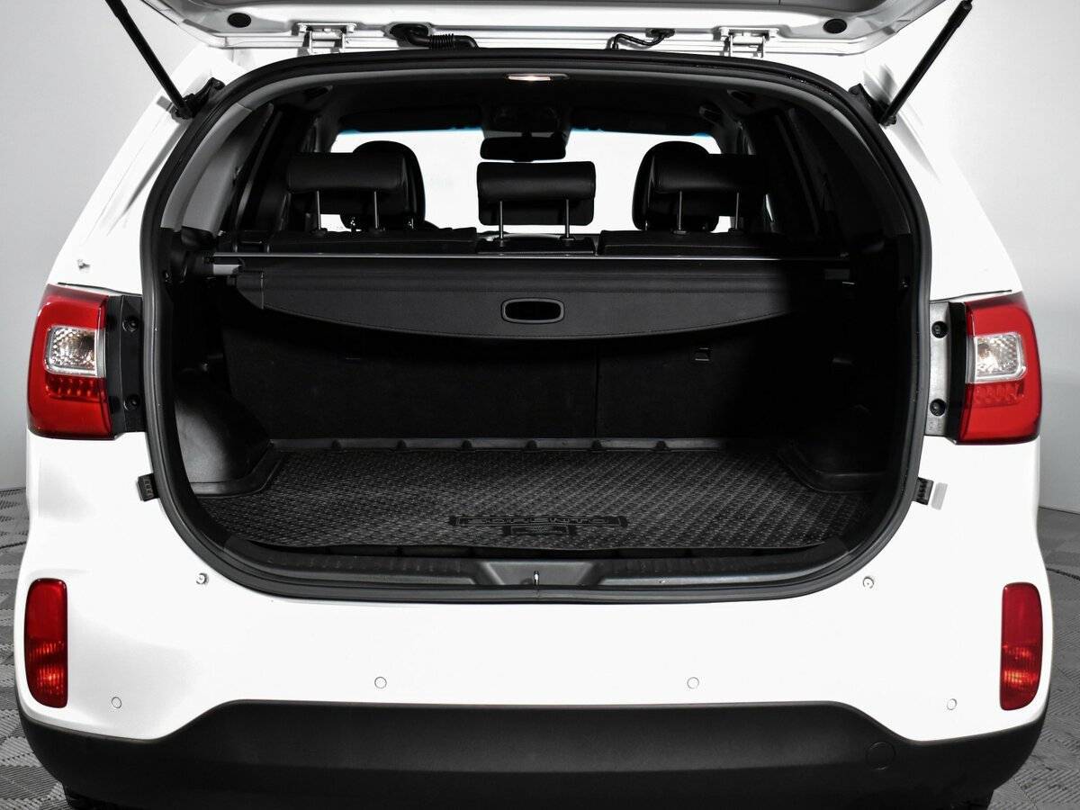 Купить Kia Sorento с пробегом. Фото: #22