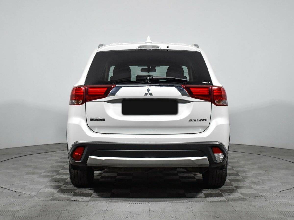 Купить Mitsubishi Outlander с пробегом. Фото: #5