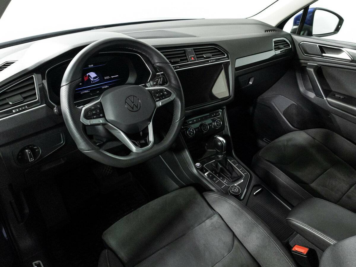 Купить Volkswagen Tiguan с пробегом. Фото: #10