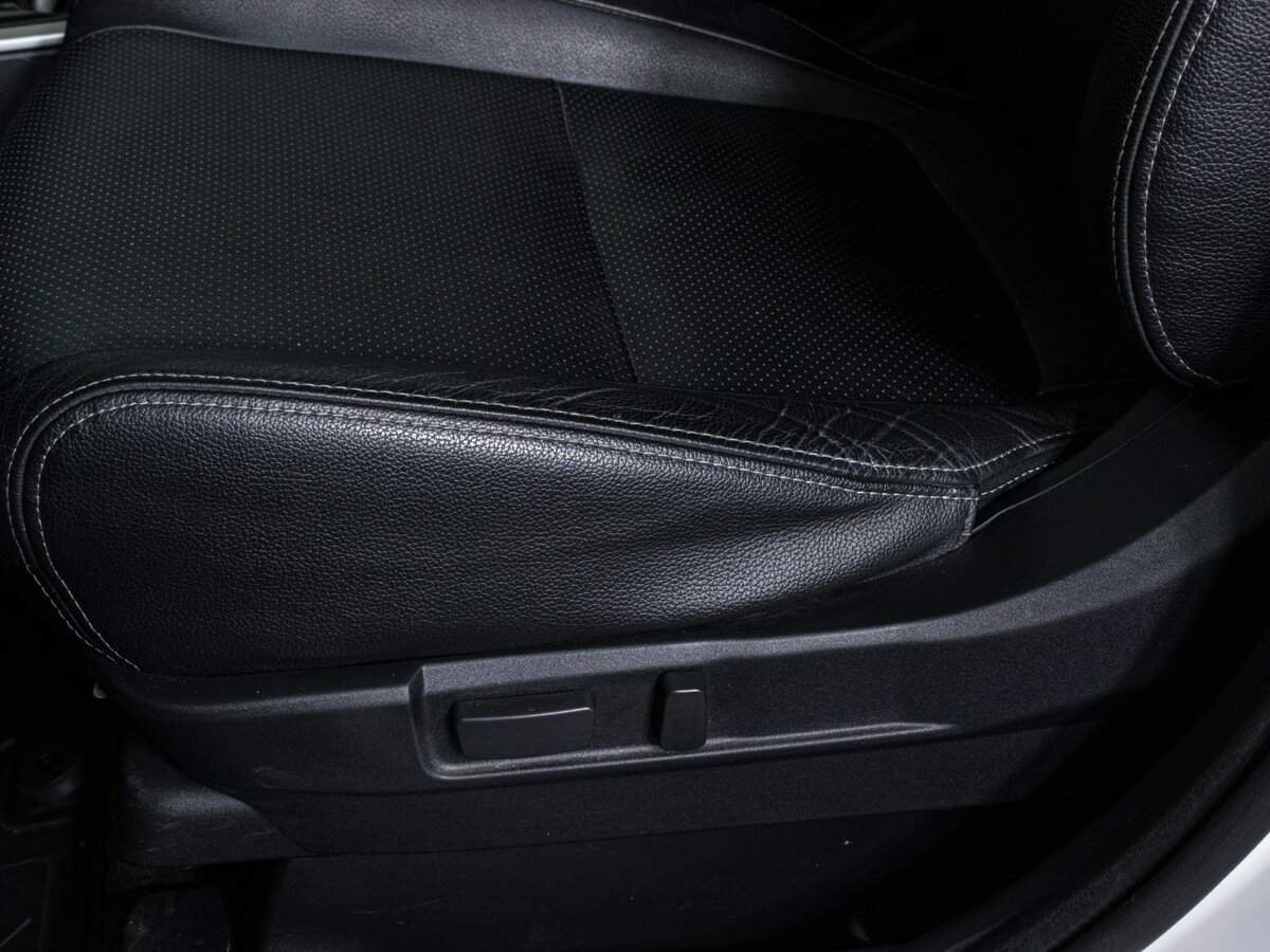 Купить Mitsubishi Outlander с пробегом. Фото: #16