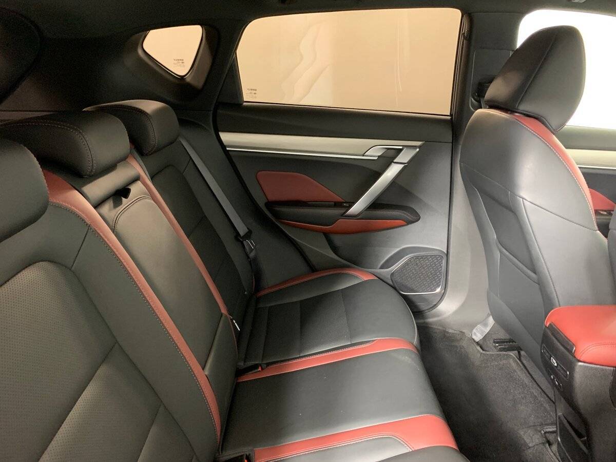 Купить Geely Coolray с пробегом. Фото: #16