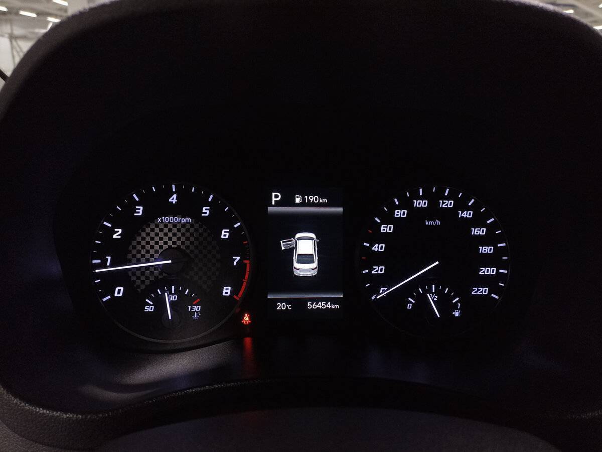 Купить Hyundai Solaris с пробегом. Фото: #12