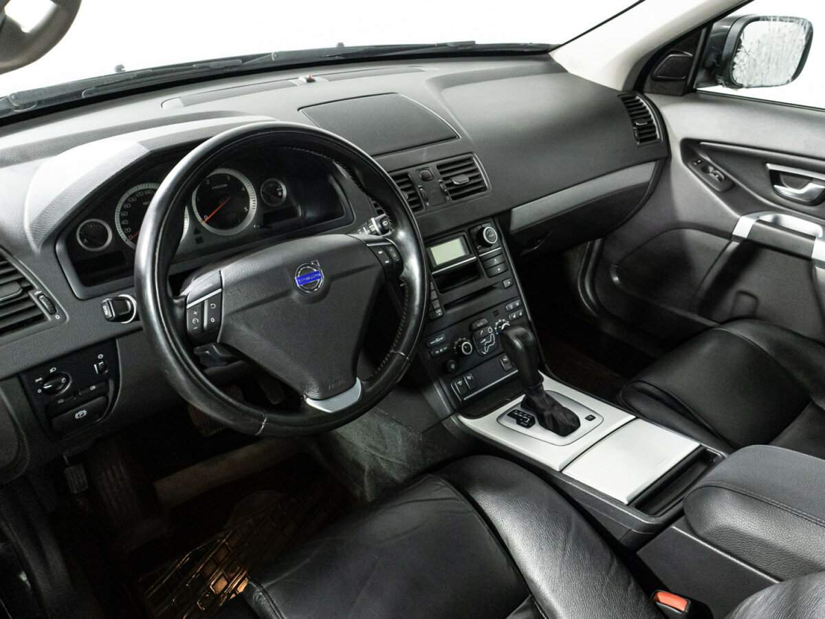 Купить Volvo XC90 с пробегом. Фото: #10