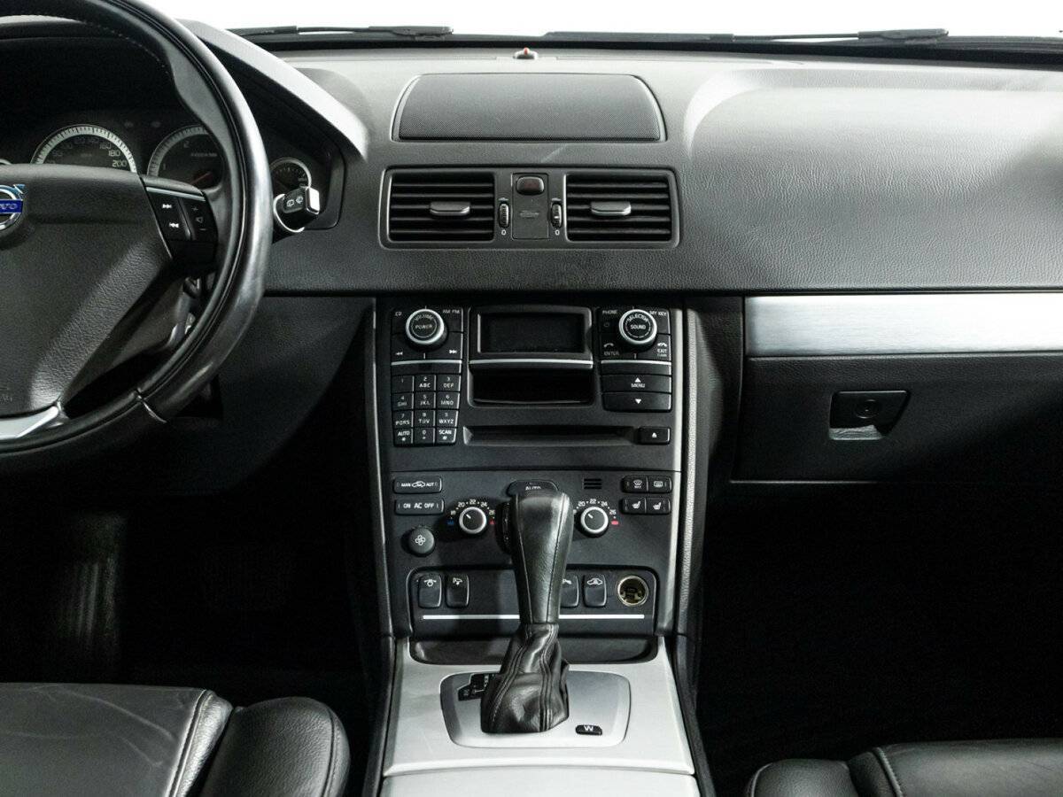 Купить Volvo XC90 с пробегом. Фото: #13