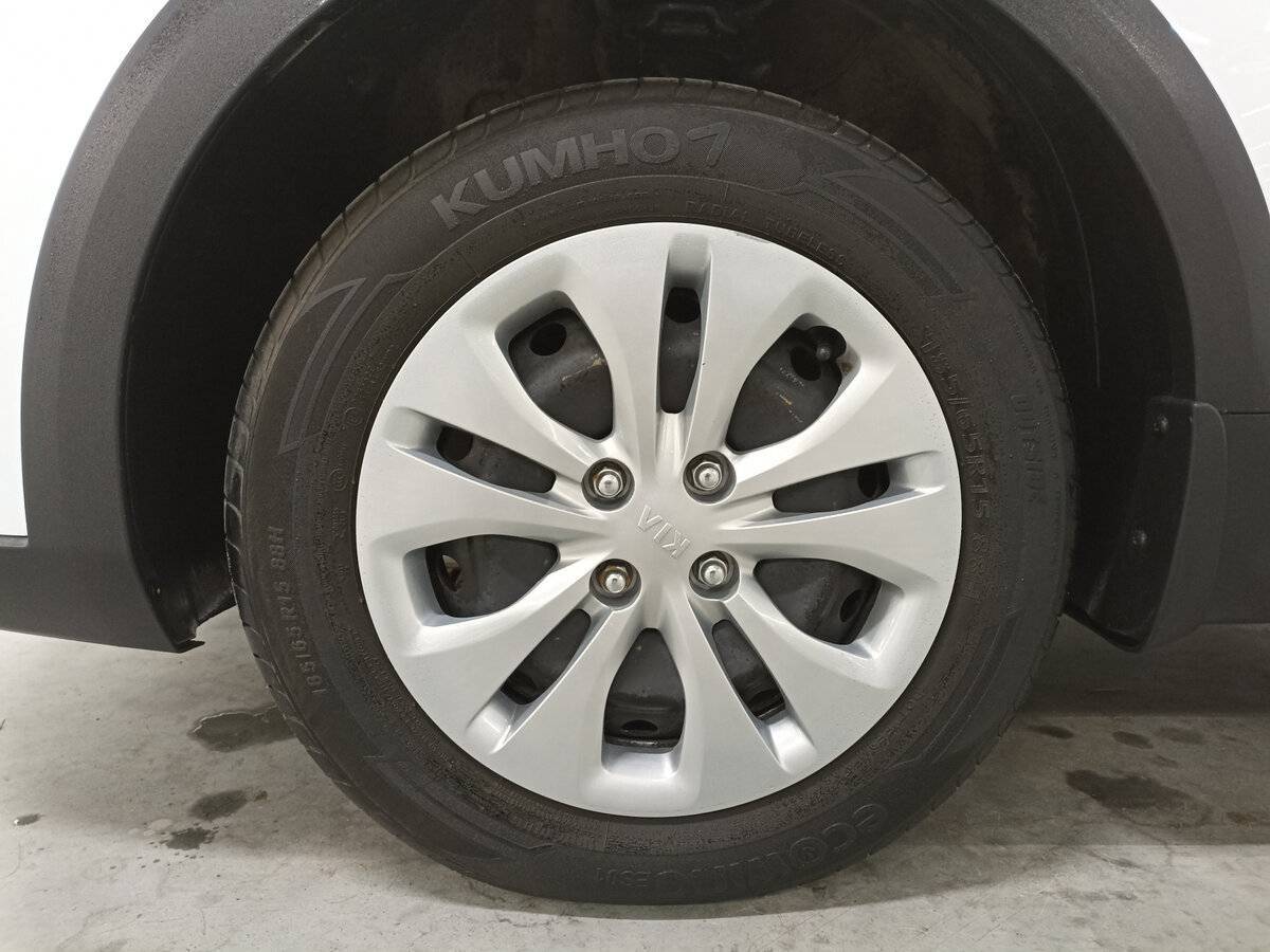 Купить Kia Rio с пробегом. Фото: #17