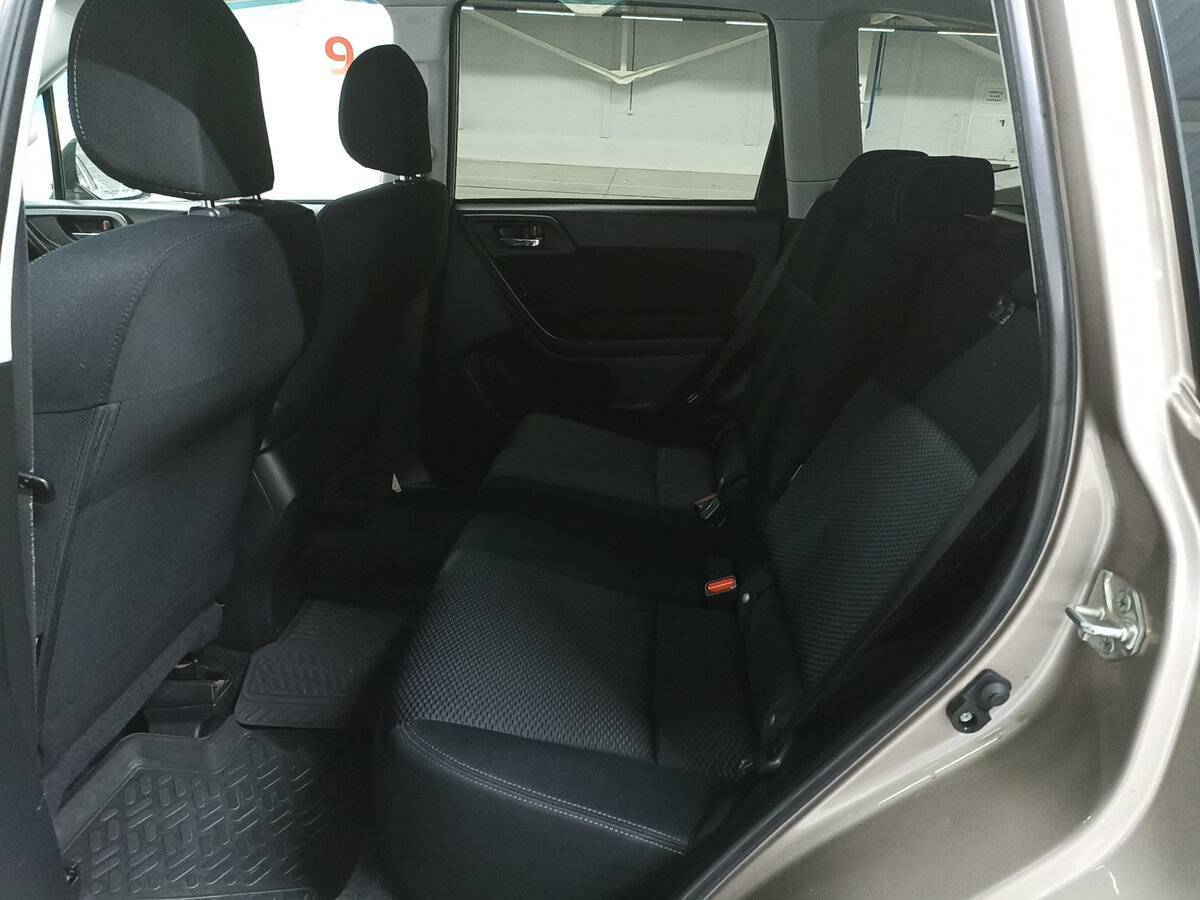 Купить Subaru Forester с пробегом. Фото: #11