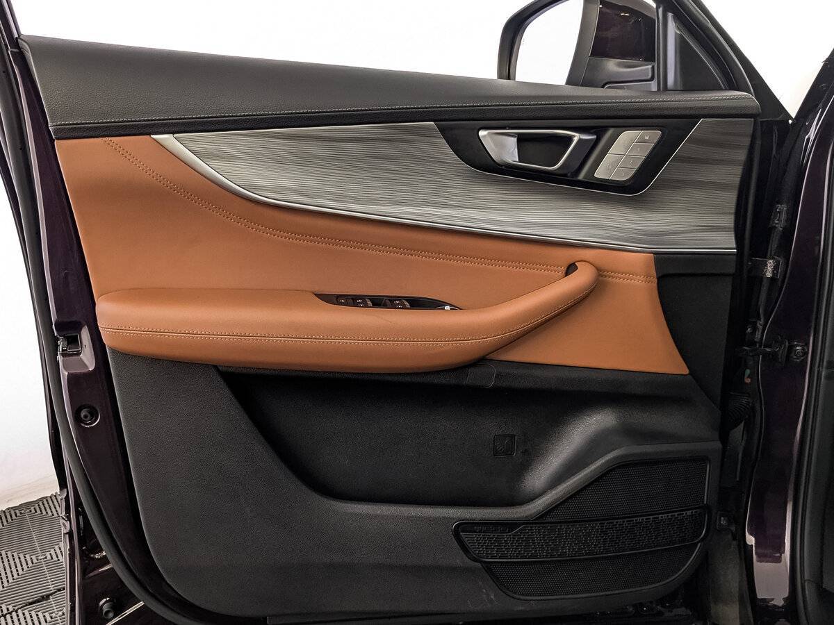 Купить Chery Tiggo 8 Pro Max с пробегом. Фото: #18