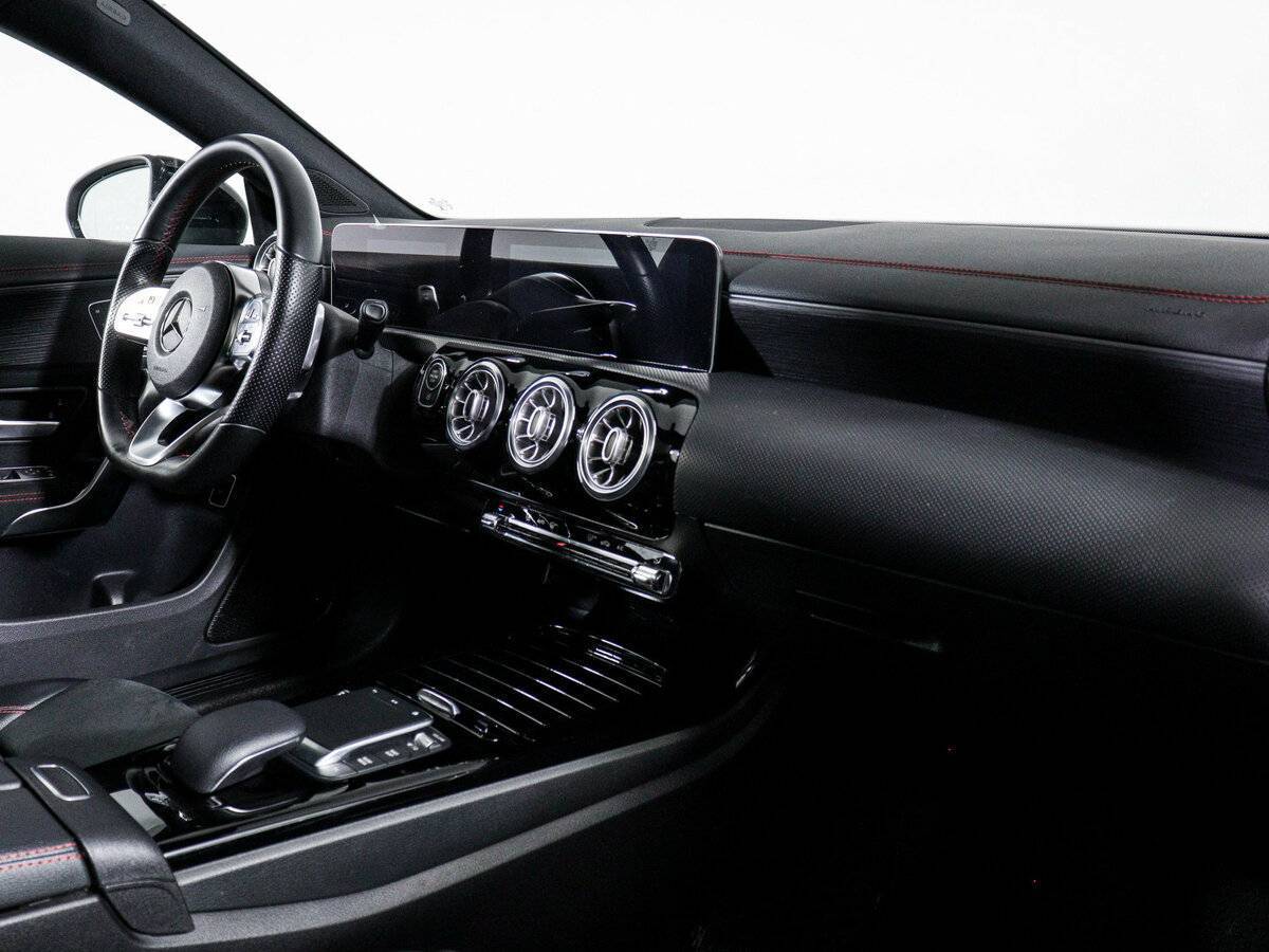 Купить Mercedes-Benz CLA с пробегом. Фото: #8