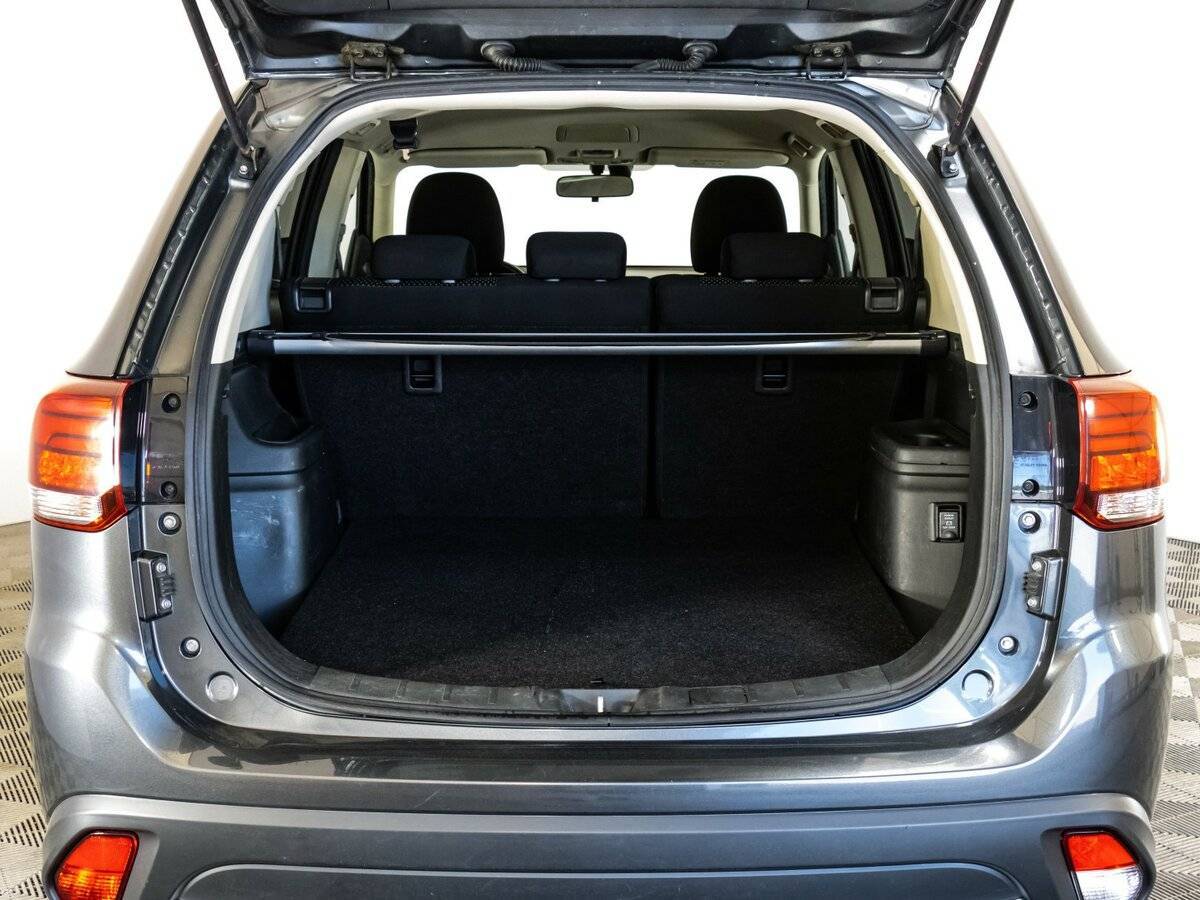 Купить Mitsubishi Outlander с пробегом. Фото: #15