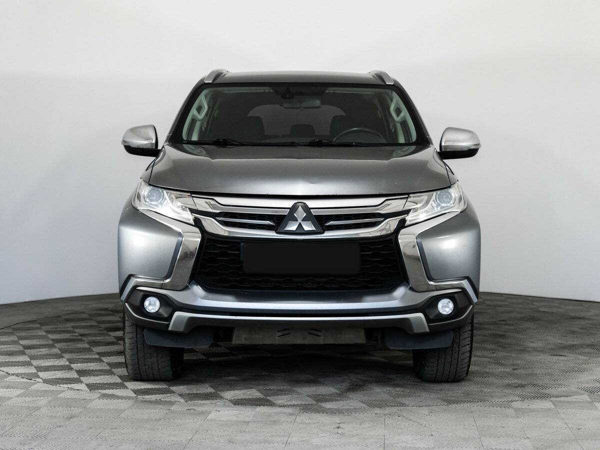 Купить Mitsubishi Pajero Sport с пробегом. Фото: #1