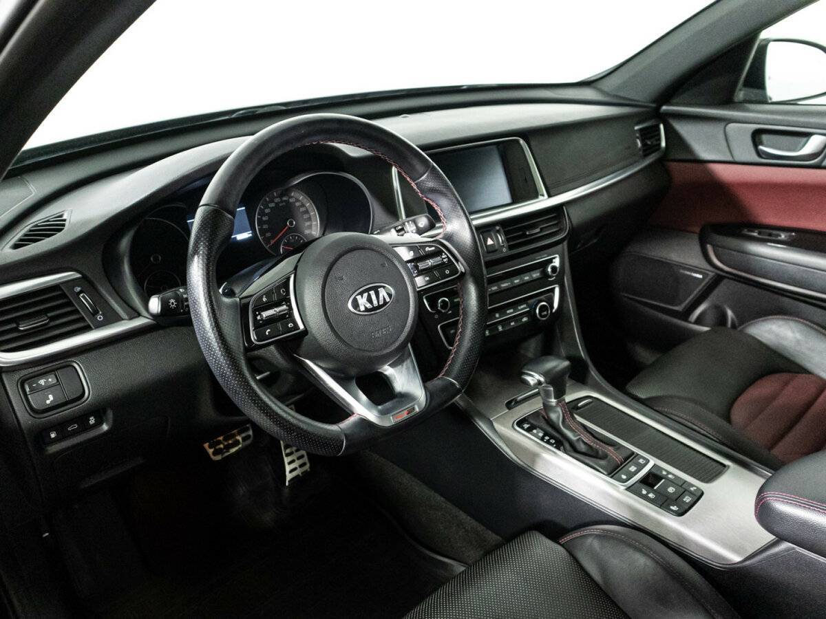 Купить Kia Optima с пробегом. Фото: #10