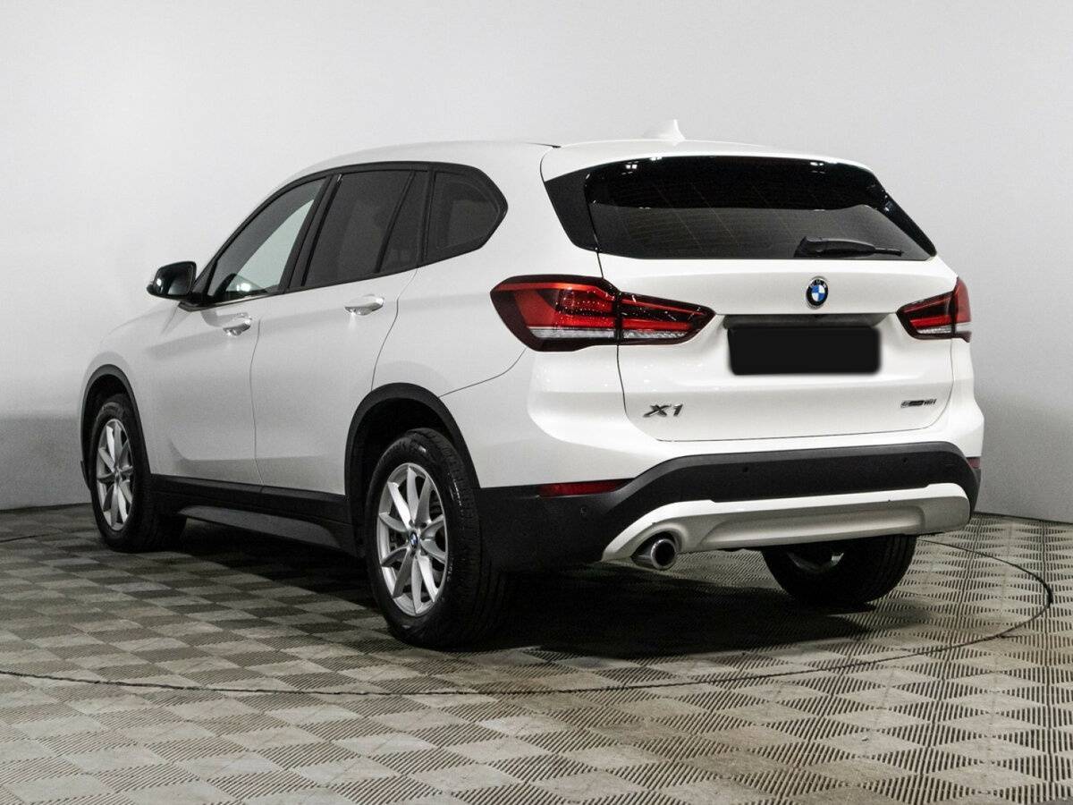 Купить BMW X1 с пробегом. Фото: #6
