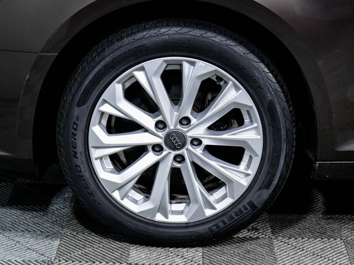 Купить Audi A4 с пробегом. Фото: #13