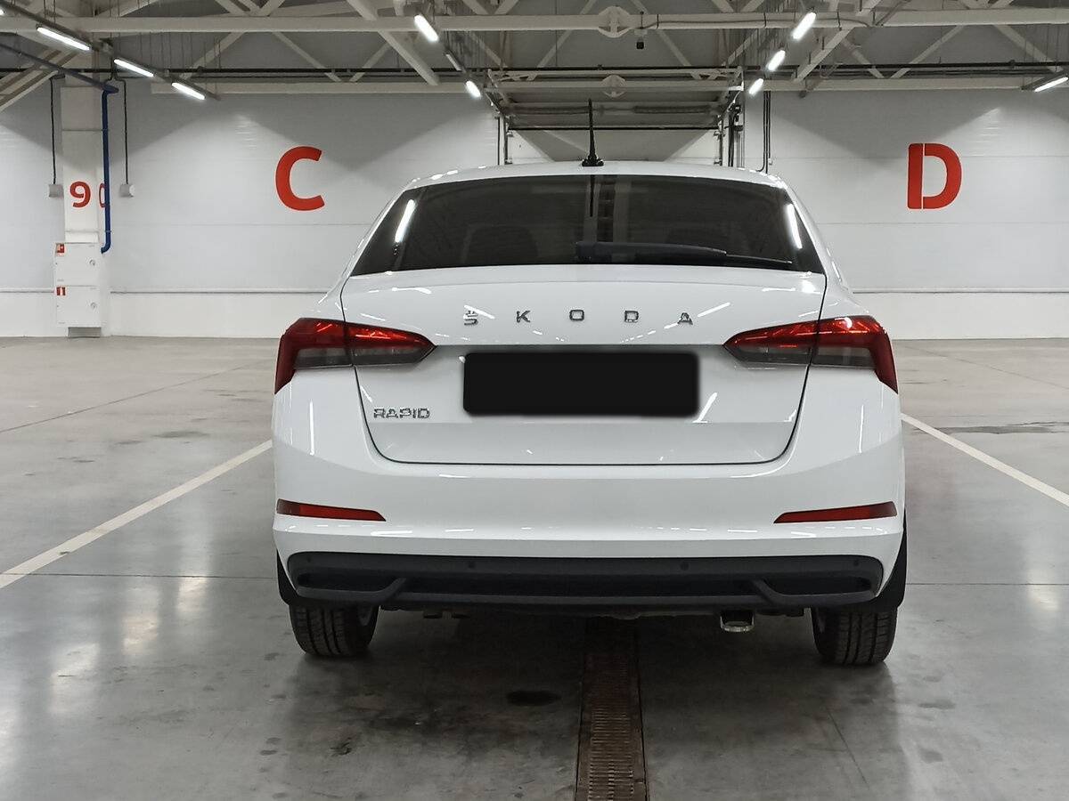 Купить Skoda Rapid с пробегом. Фото: #5