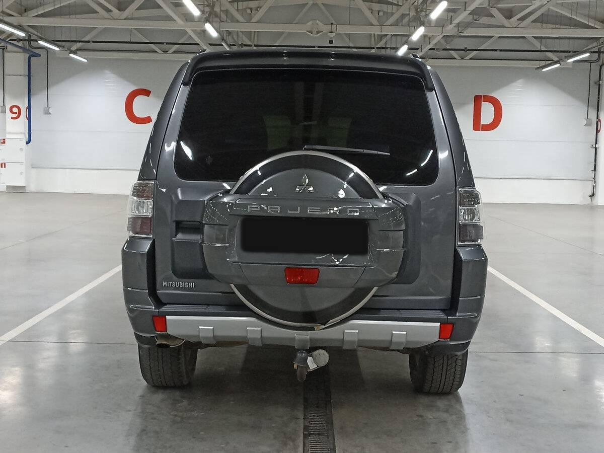 Купить Mitsubishi Pajero с пробегом. Фото: #5
