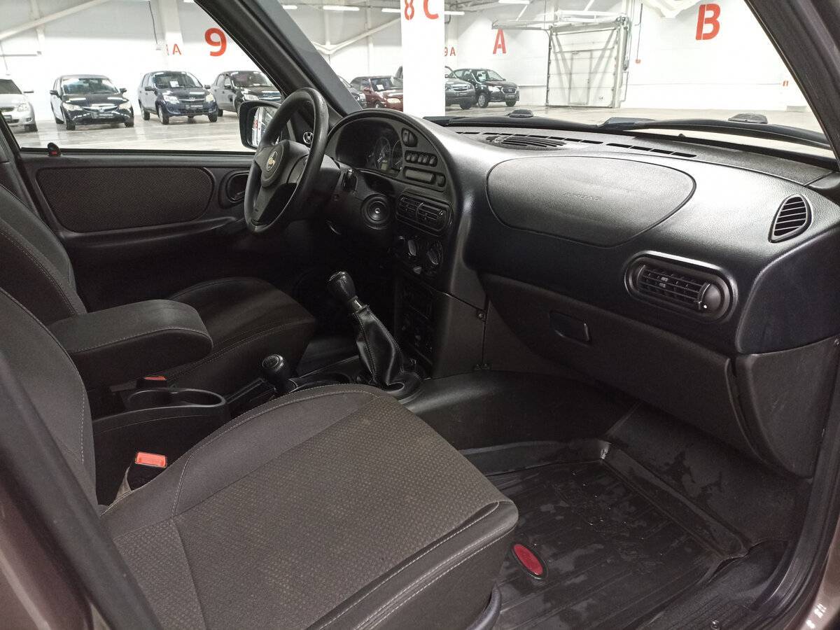 Купить Chevrolet Niva с пробегом. Фото: #10