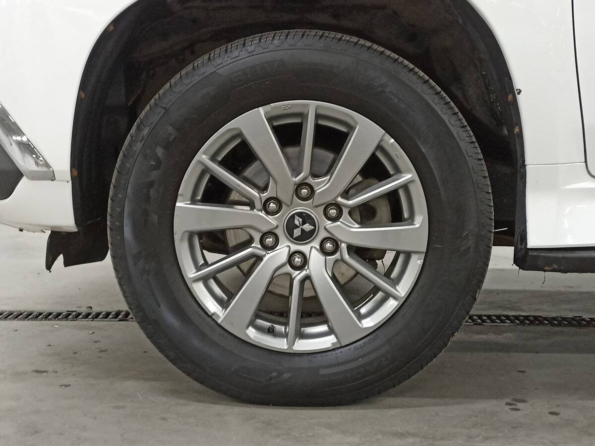 Купить Mitsubishi Pajero Sport с пробегом. Фото: #17