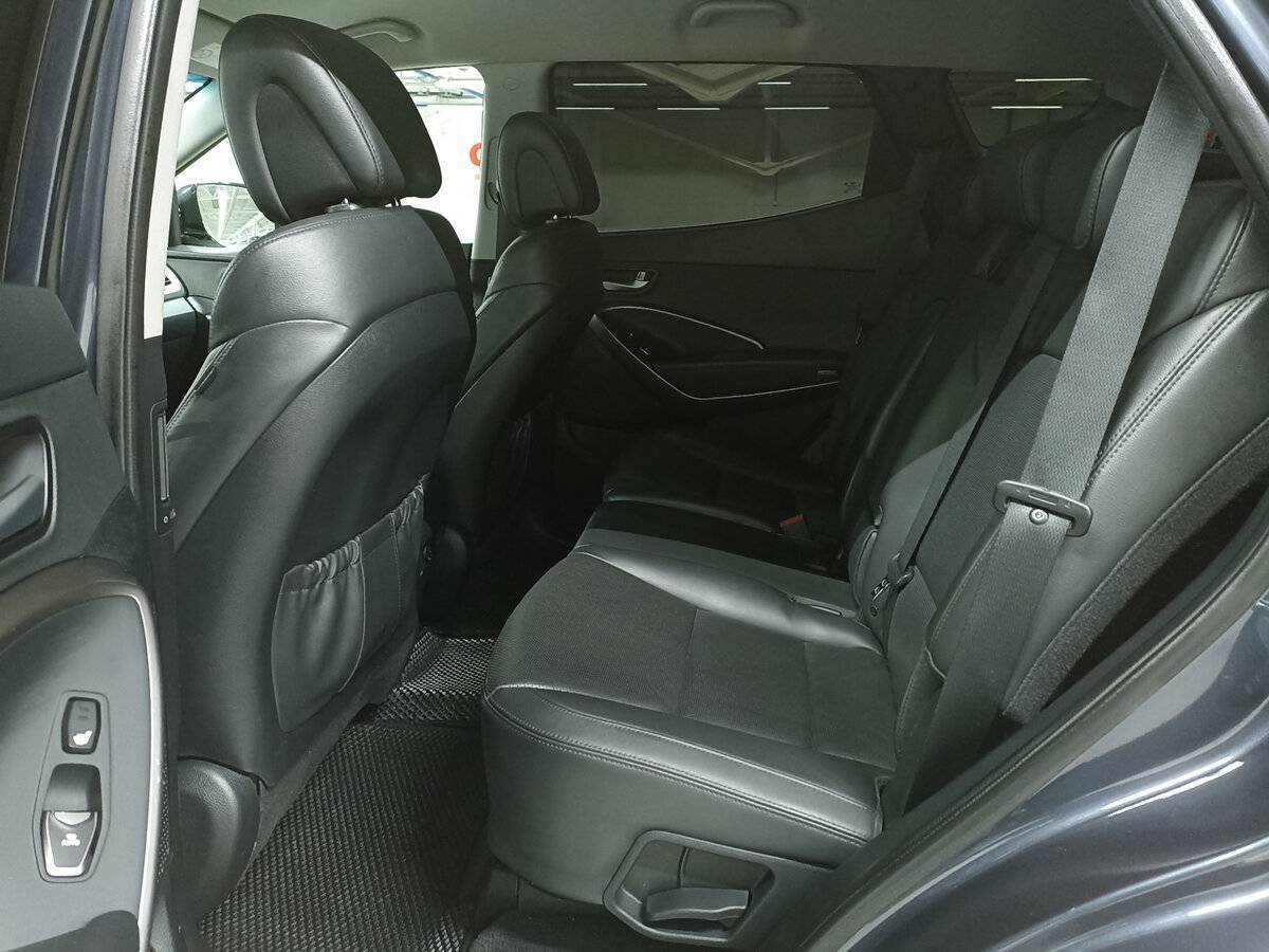Купить Hyundai Santa Fe с пробегом. Фото: #11