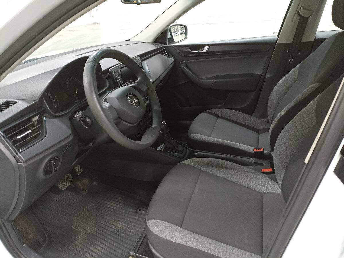 Купить Skoda Rapid с пробегом. Фото: #15