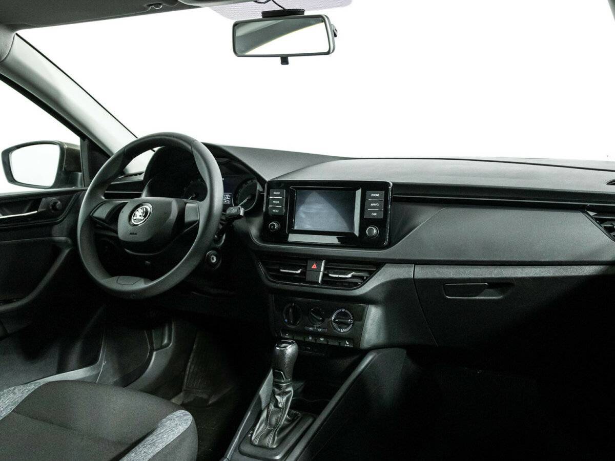 Купить Skoda Rapid с пробегом. Фото: #8