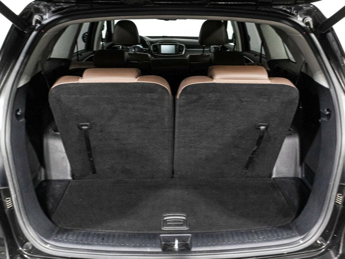 Купить Kia Sorento с пробегом. Фото: #14
