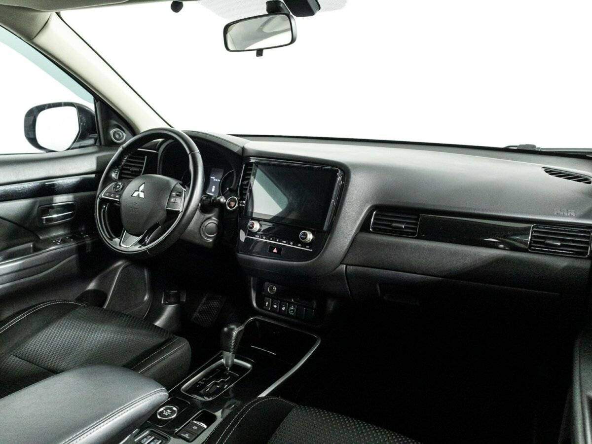 Купить Mitsubishi Outlander с пробегом. Фото: #6