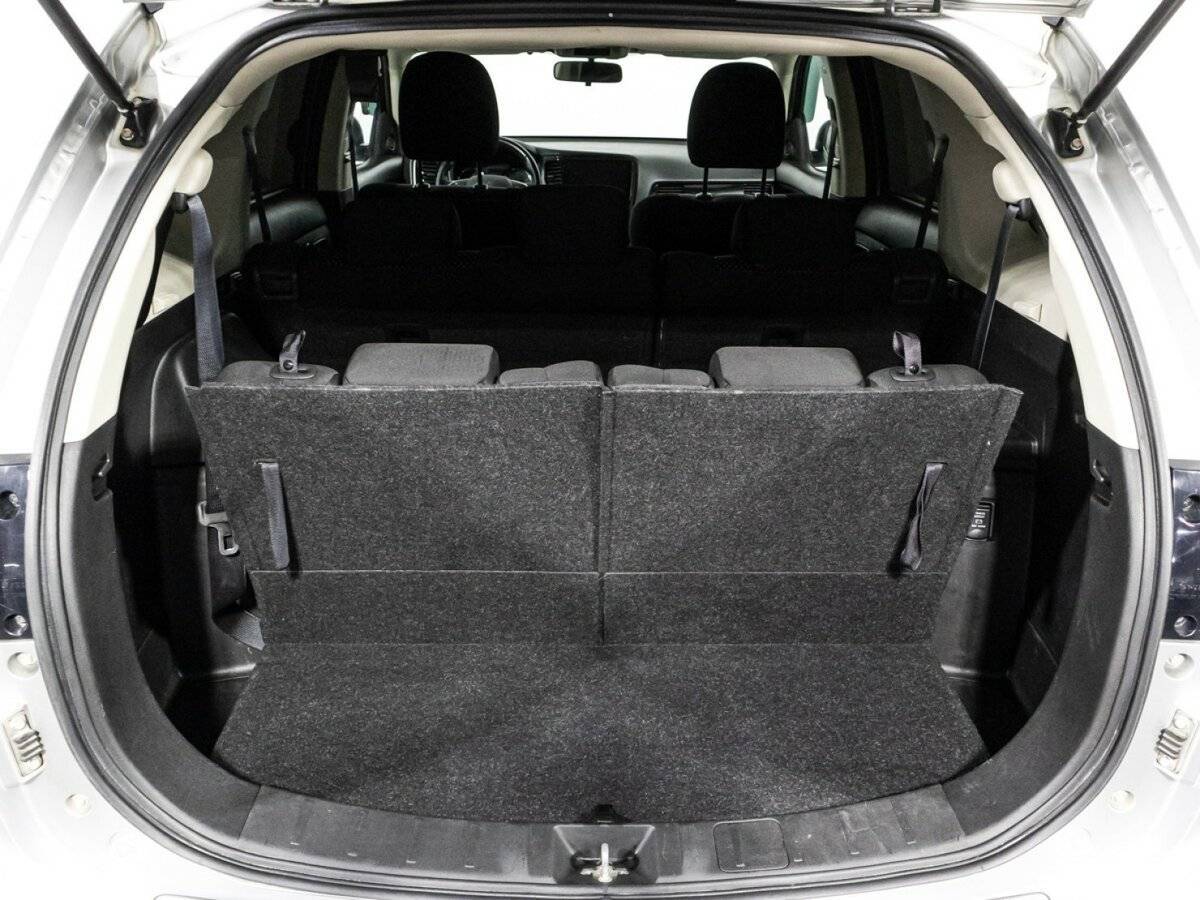 Купить Mitsubishi Outlander с пробегом. Фото: #12