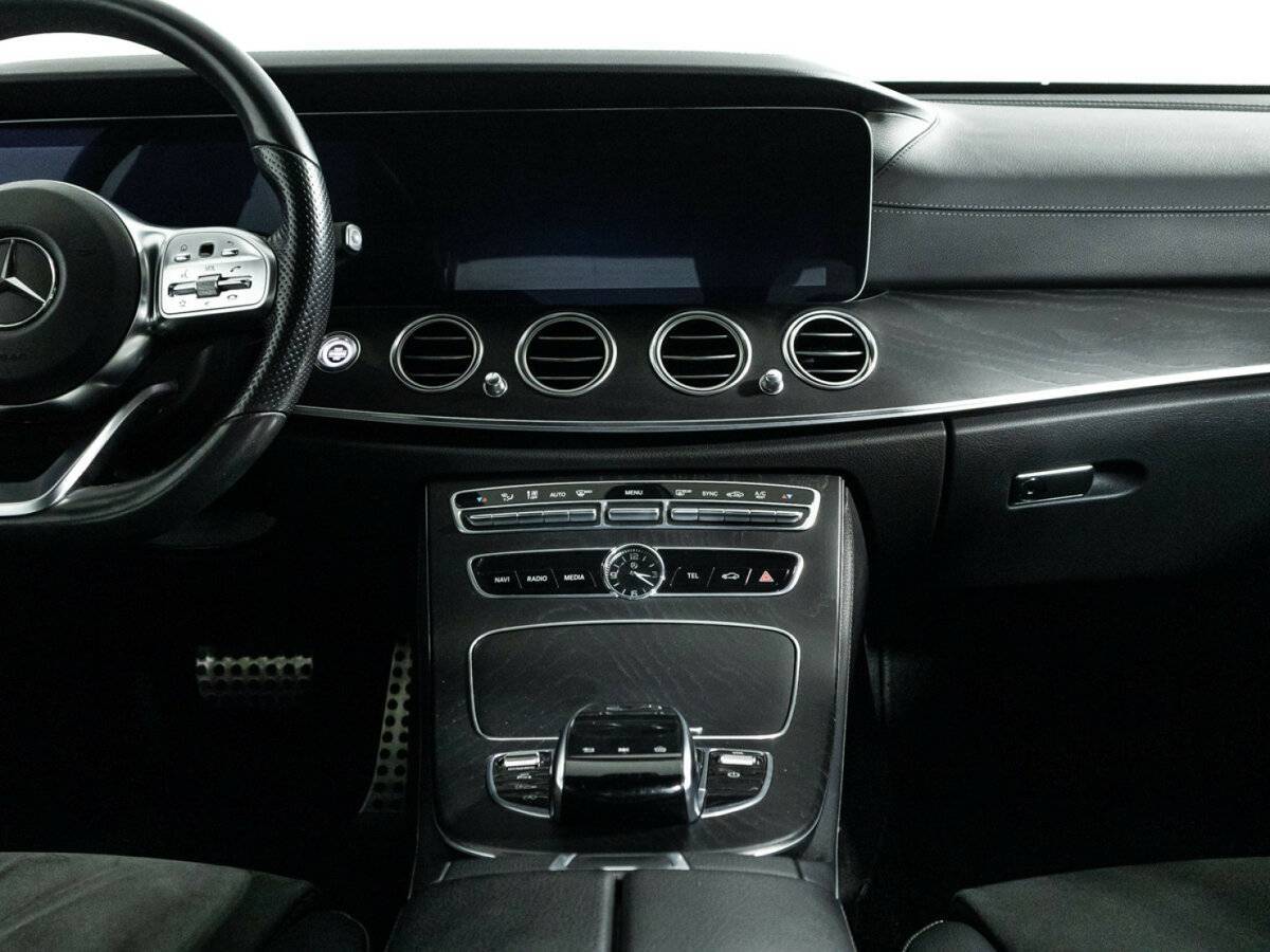 Купить Mercedes-Benz E-Класс с пробегом. Фото: #13