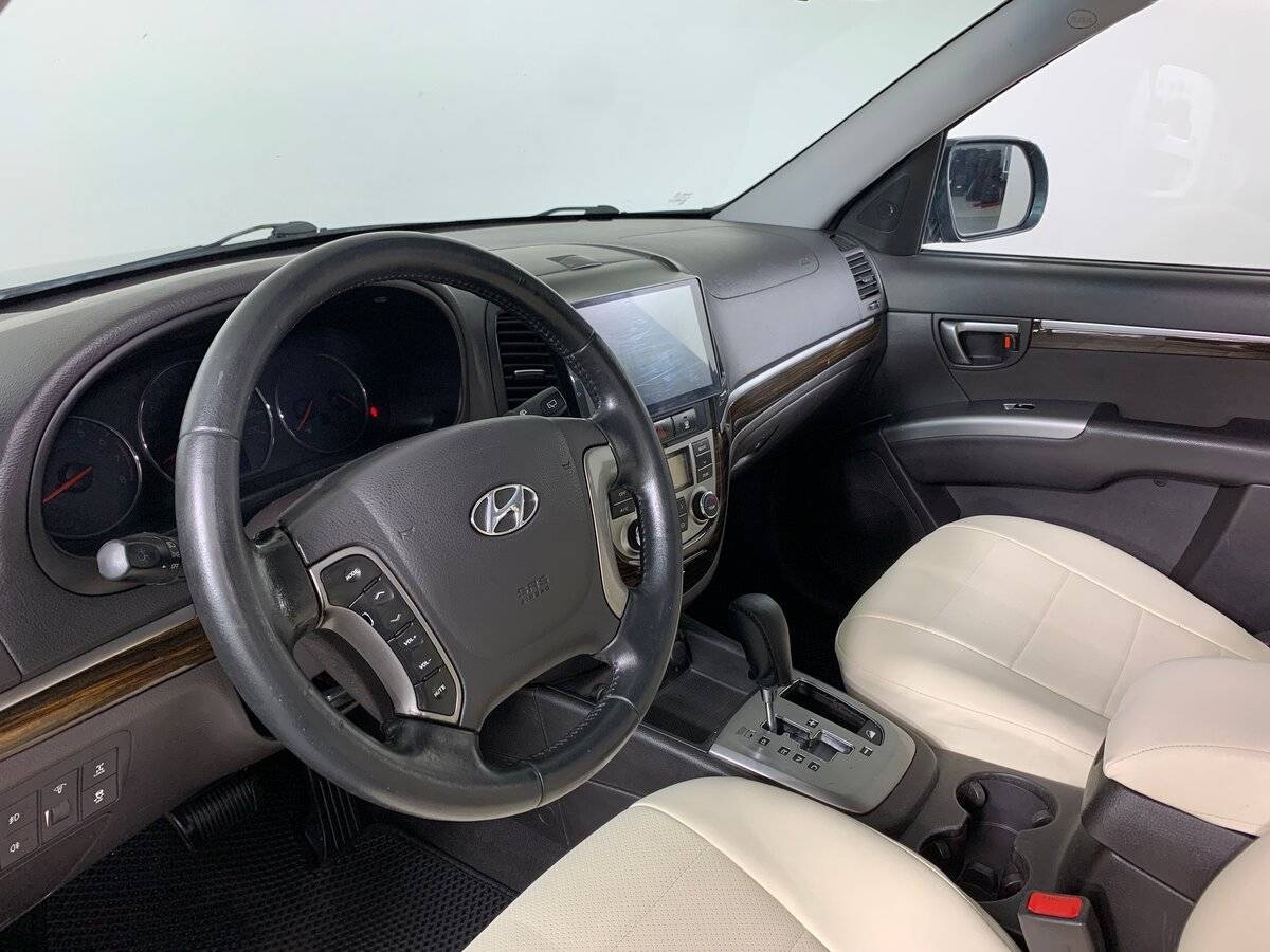 Купить Hyundai Santa Fe с пробегом. Фото: #10