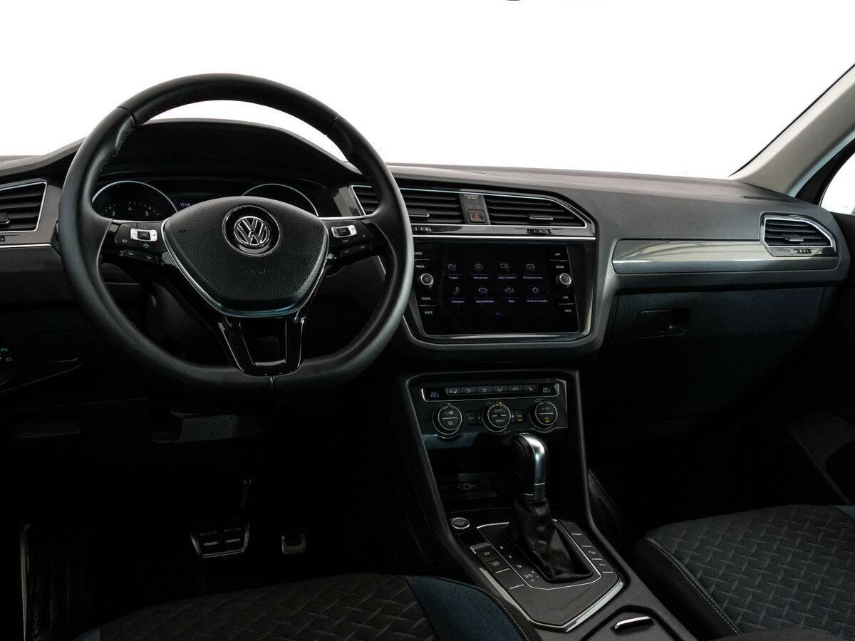 Купить Volkswagen Tiguan с пробегом. Фото: #10