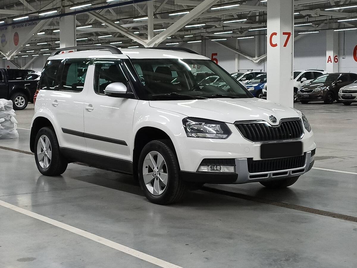 Купить Skoda Yeti с пробегом. Фото: #2