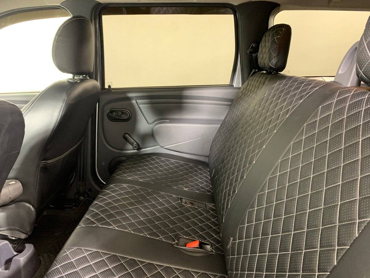 Купить Lada (ВАЗ) Largus с пробегом. Фото: #18