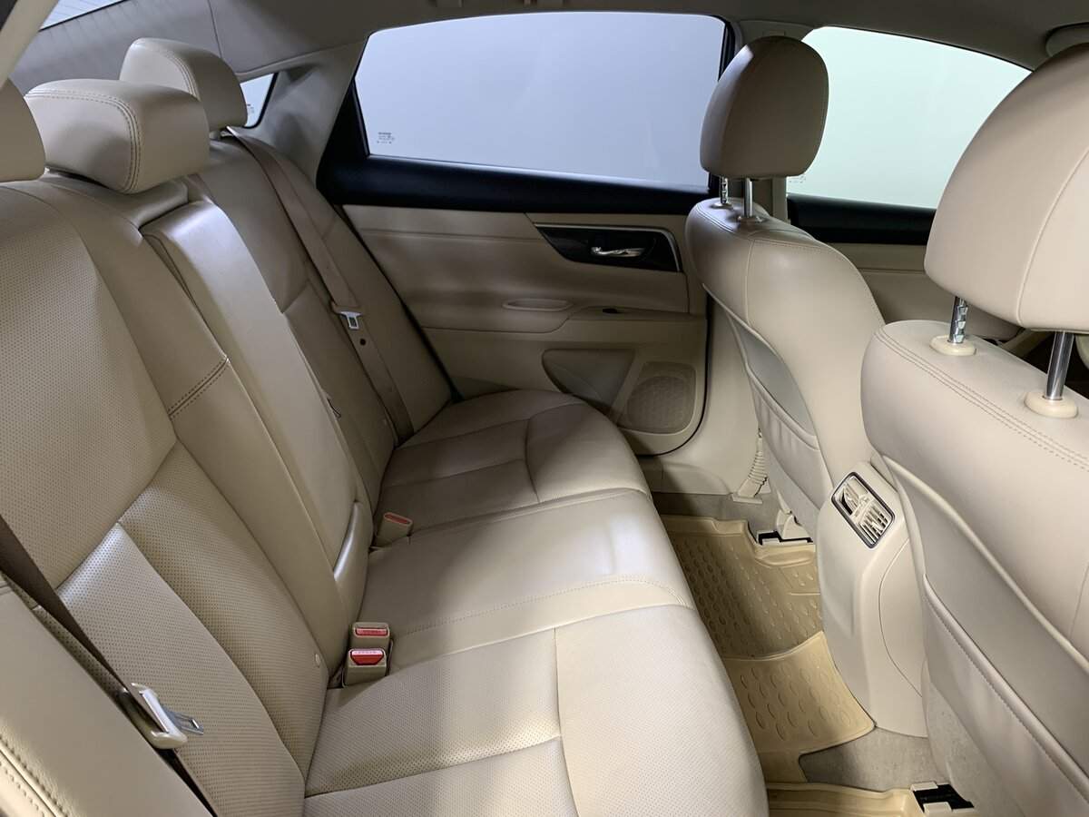 Купить Nissan Teana с пробегом. Фото: #17