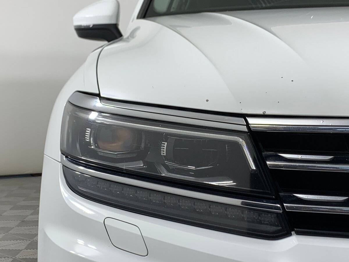 Купить Volkswagen Tiguan с пробегом. Фото: #9